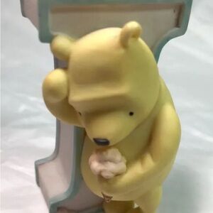 Disney Classic Winnie the Pooh Letter "I" for Ice Cream Michel & Co EUC